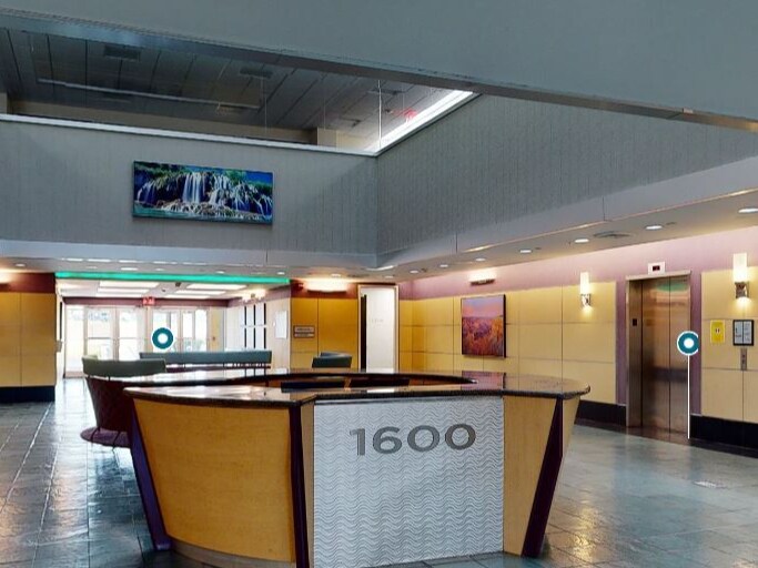1600 Stewart Ave, Westbury, NY à louer - Numérisation 3D Matterport – Image 2 sur 14
