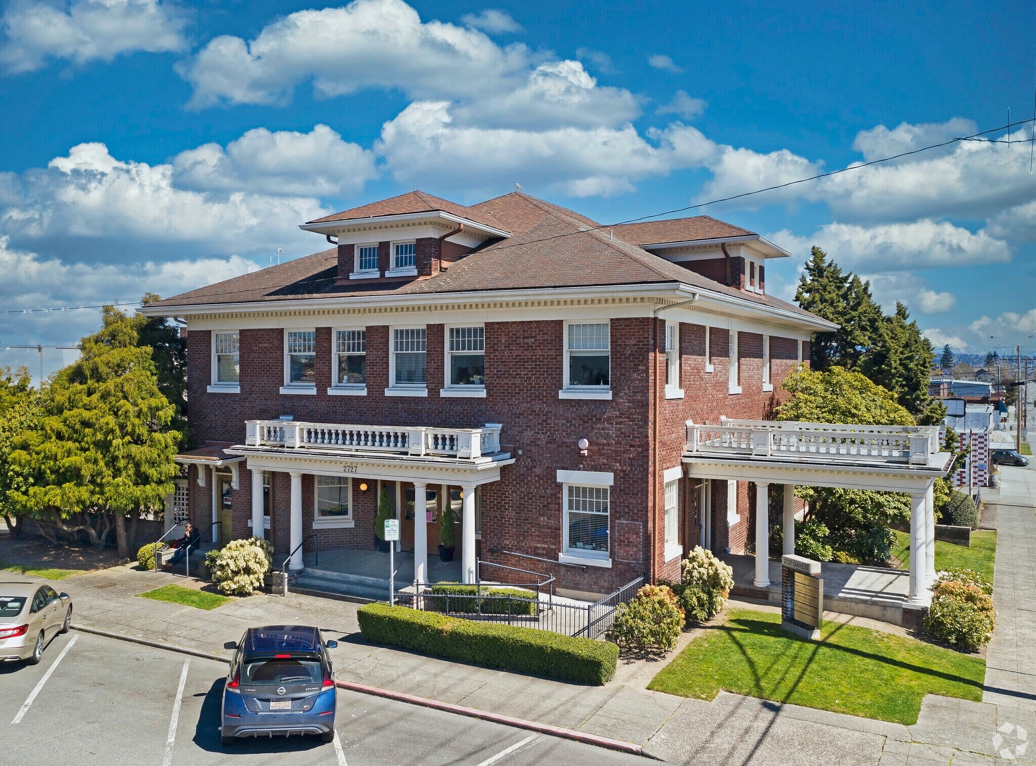 2727 Oakes Ave, Everett, WA à louer Photo principale– Image 1 sur 2