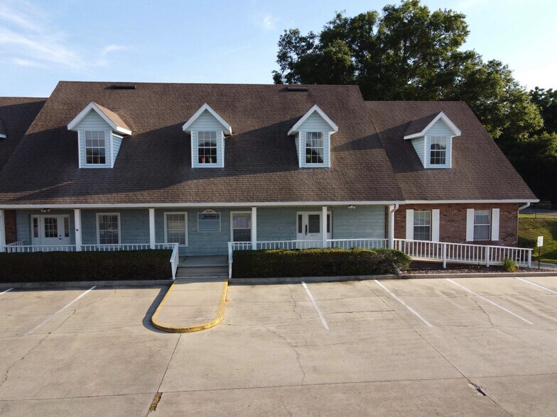5608 SE 113th St, Belleview, FL à louer - Photo de l’immeuble – Image 1 sur 13