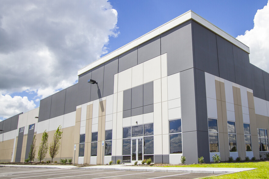NEC HWY 130 & E Pecan St, Pflugerville, TX à louer - Photo de l’immeuble – Image 1 sur 3