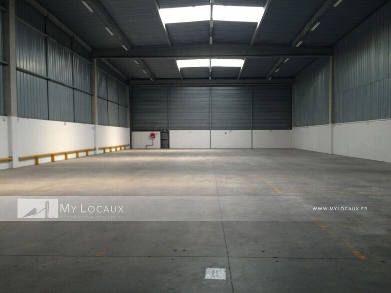 Industriel/Logistique dans Herblay-sur-Seine à louer - Photo de l’immeuble – Image 2 sur 6