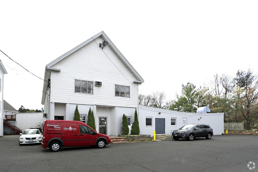 310 Main St, Groveland, MA à vendre - Photo principale – Image 1 sur 6