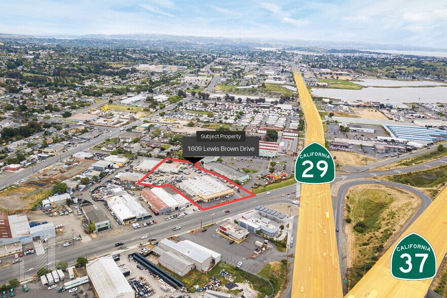 1609 Lewis Brown Dr, Vallejo, CA à vendre - Photo de l’immeuble – Image 2 sur 8