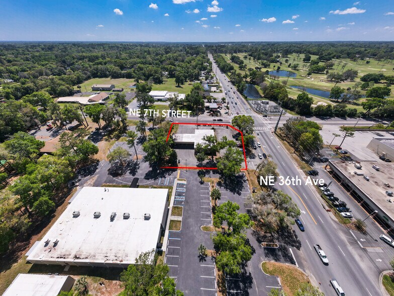 3617 NE 7th St, Ocala, FL à louer - Photo de l’immeuble – Image 2 sur 19