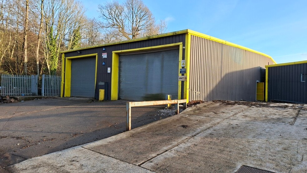 Alder, Ystrad Mynach à vendre - Photo principale – Image 1 sur 7