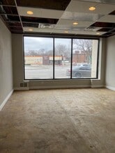 22438 Woodward Ave, Ferndale, MI à vendre Photo intérieure– Image 1 sur 4