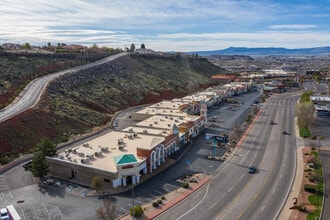 250 N Red Cliffs Dr, Saint George, UT à louer Photo intérieure– Image 2 sur 2