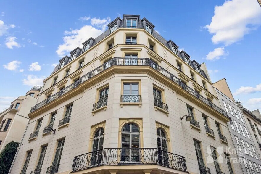 40 Rue Laffitte, Paris à louer - Photo de l’immeuble – Image 1 sur 9