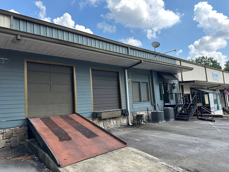 6477 Peachtree Industrial Blvd, Atlanta, GA à louer - Photo de l’immeuble – Image 3 sur 11
