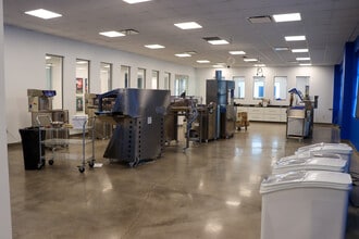 85 River Rock Dr, Buffalo, NY à louer Photo intérieure– Image 2 sur 30