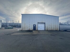 2440 W Commodore Way, Seattle, WA à louer Photo intérieure– Image 2 sur 2