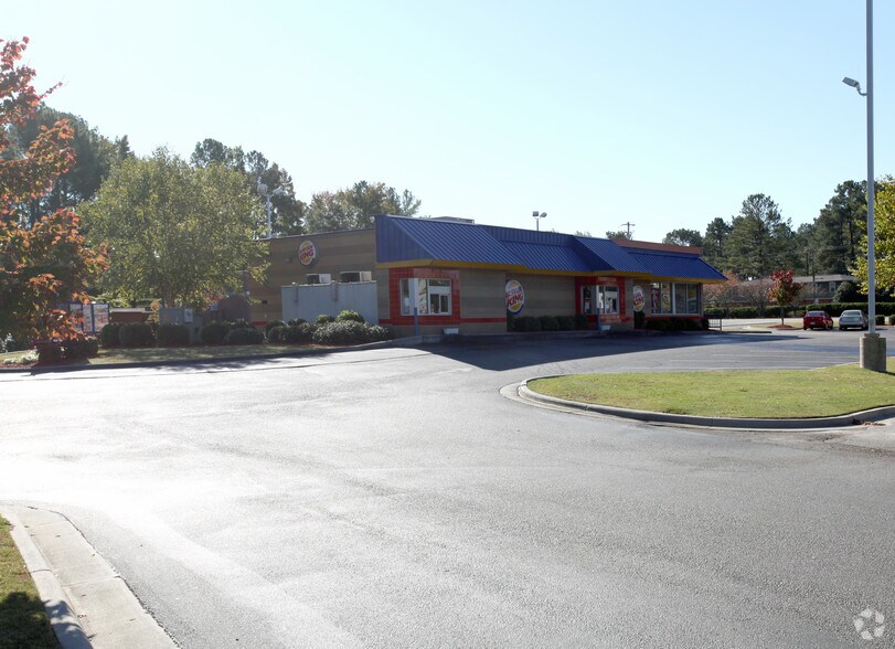 2690 N Roberts Ave, Lumberton, NC à louer - Photo de l’immeuble – Image 2 sur 2