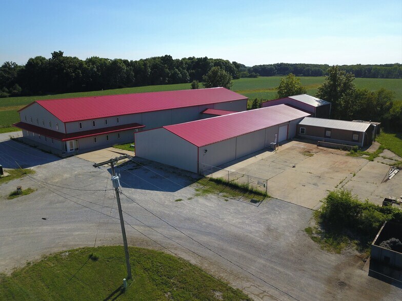 616A-622 S Main St, Hebron, IN à vendre - Photo de l’immeuble – Image 2 sur 28