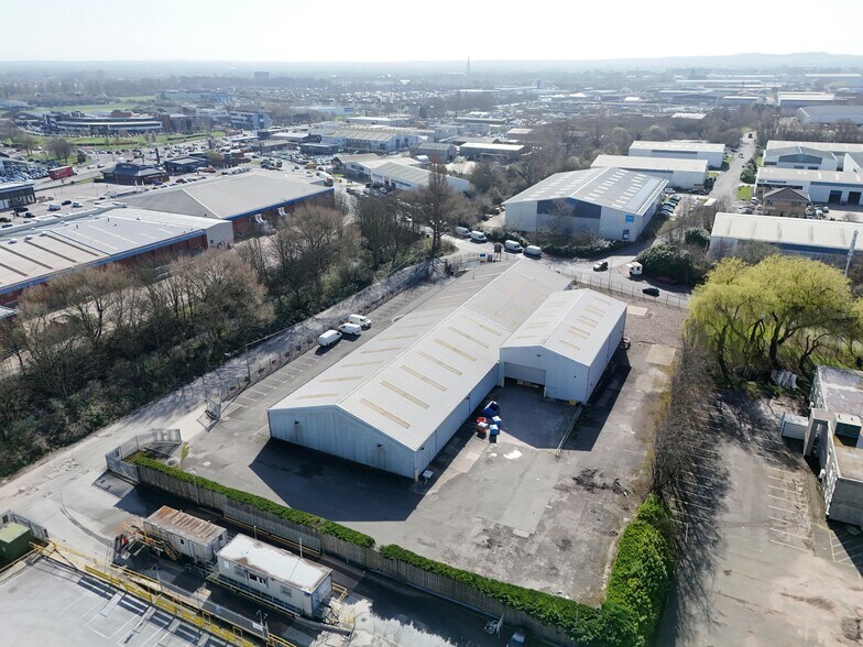 Hawleys Ln, Warrington à vendre - Photo de l’immeuble – Image 3 sur 11