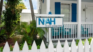 Plus de détails pour 823 Fleming St, Key West, FL - Hôtellerie à vendre
