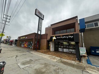 Plus de détails pour 22720 Ventura Blvd, Woodland Hills, CA - Local commercial à louer