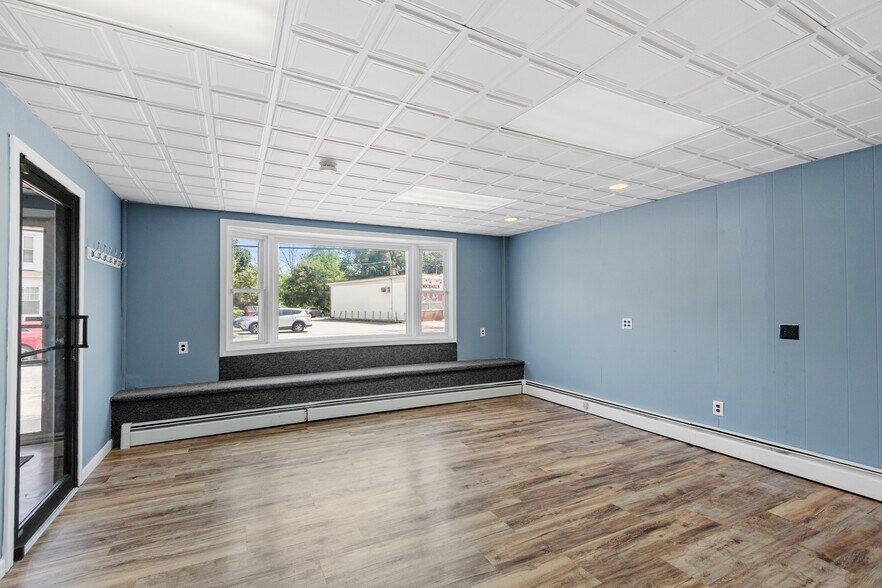 127-129 Lowell St, Methuen, MA à louer - Photo de l’immeuble – Image 2 sur 23