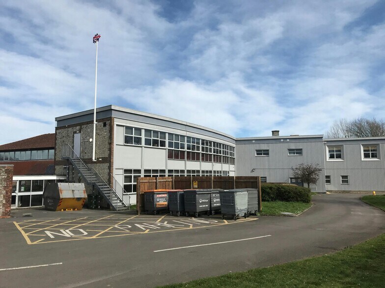 Penns Pl, Petersfield à louer - Photo de l’immeuble – Image 3 sur 7