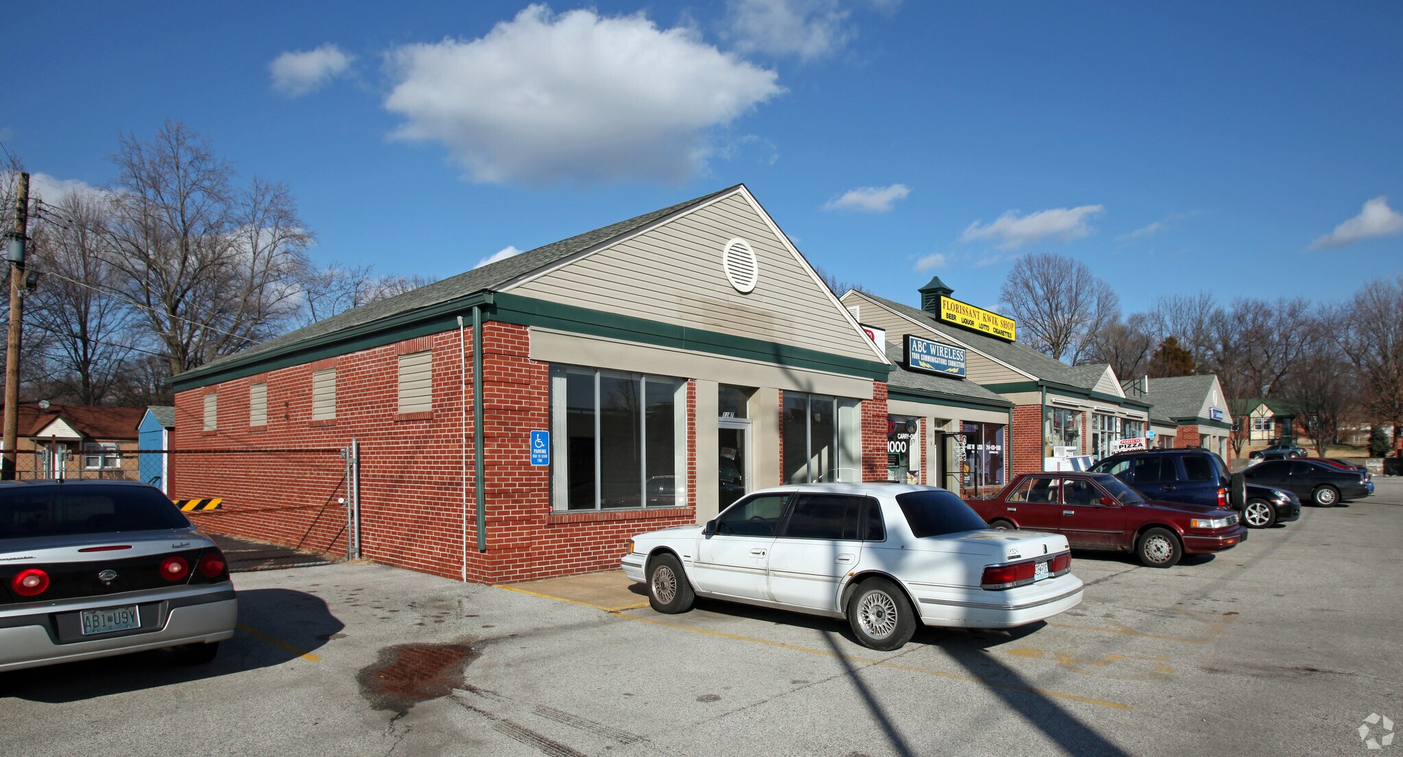 1247-1257 Dunn Rd, Florissant, MO à louer Photo principale– Image 1 sur 13
