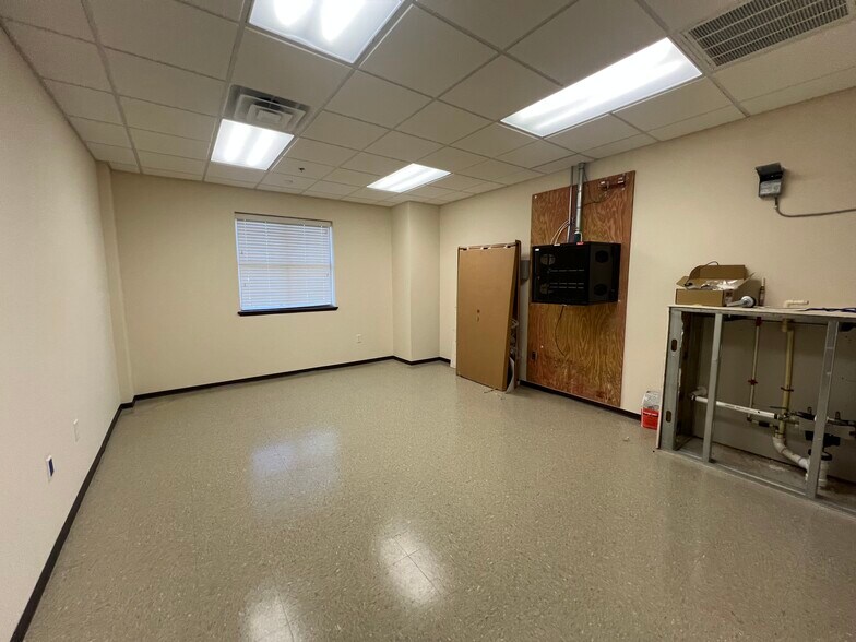 2350 Bentridge Ln, Fayetteville, NC à louer - Photo intérieure – Image 3 sur 9