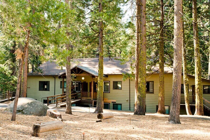 500 Dodge Ridge Rd, Pinecrest, CA à vendre - Photo de l’immeuble – Image 2 sur 97