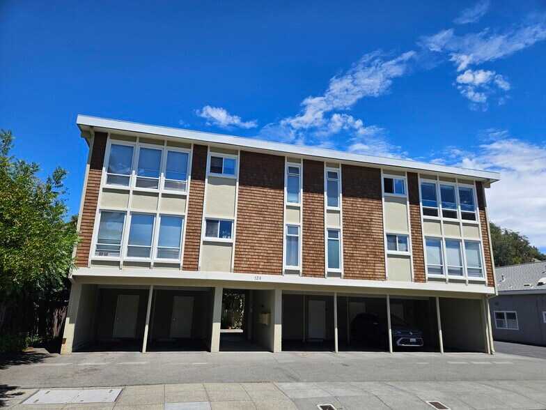 138 Tunstead Ave, San Anselmo, CA à vendre - Photo de l’immeuble – Image 3 sur 13