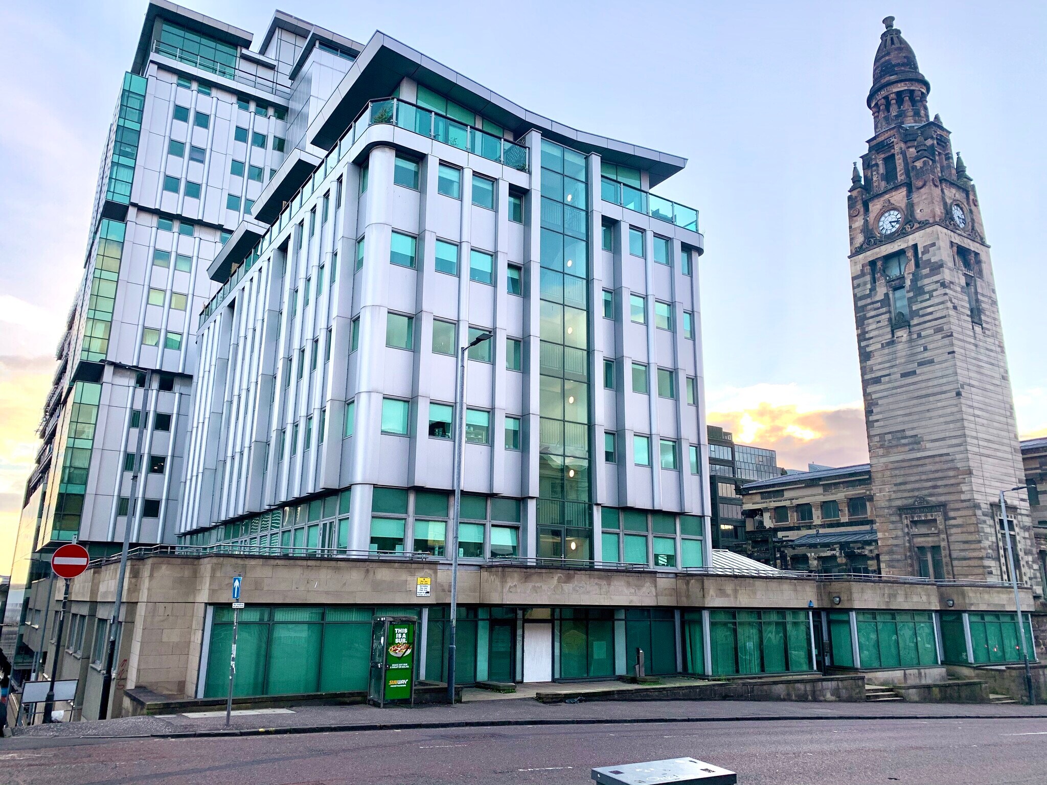156 Bothwell St, Glasgow à louer Photo de l’immeuble– Image 1 sur 9