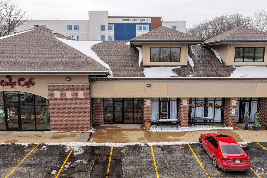 6220 Nesbitt Rd, Madison, WI à louer - Photo principale – Image 1 sur 8