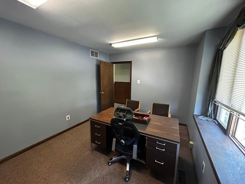 39 E Kings Hwy, Audubon, NJ à louer - Photo de l’immeuble – Image 3 sur 6