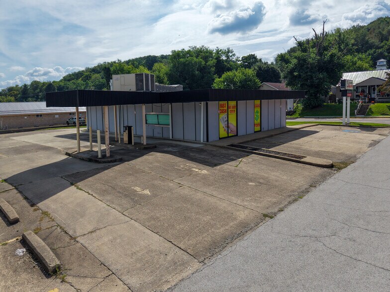 226 Washington St, Newell, WV à vendre - Photo de l’immeuble – Image 3 sur 36