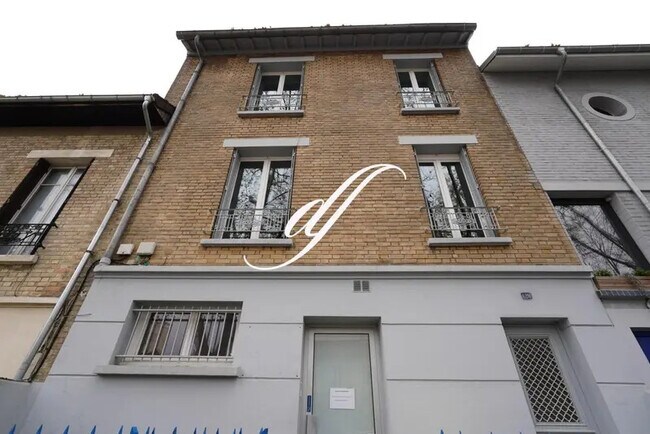 Plus de détails pour Local commercial à vendre