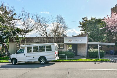 2112 Thorndyke Ave W, Seattle, WA à louer - Photo de l’immeuble – Image 2 sur 16