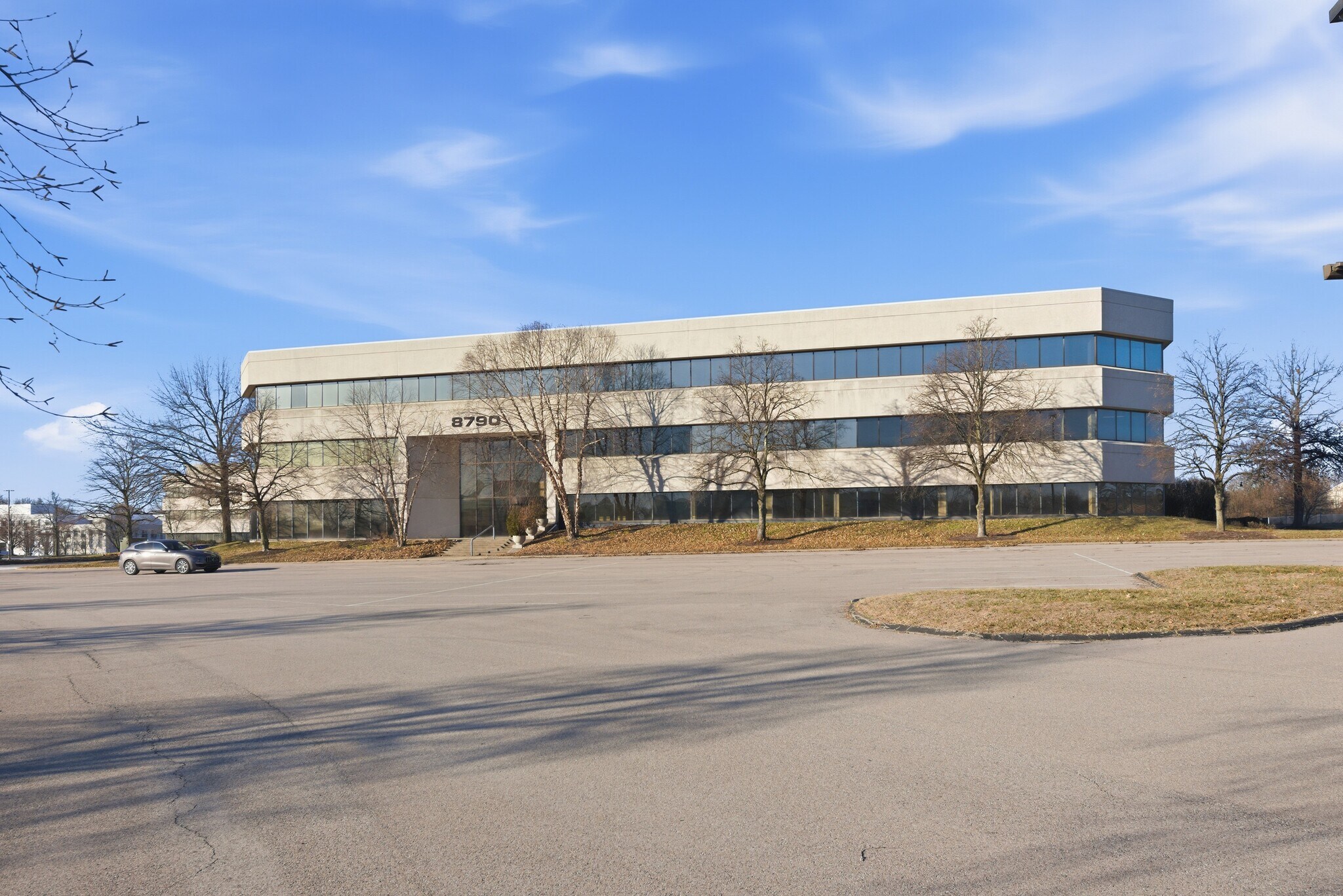 8790 Governors Hill Dr, Cincinnati, OH à vendre Photo principale– Image 1 sur 96