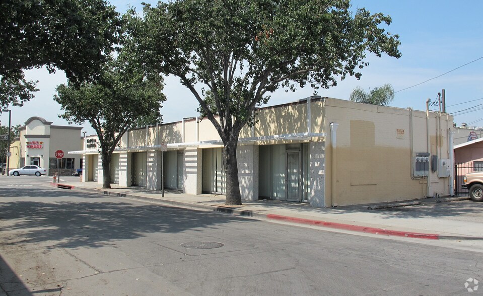 4343 Tweedy Blvd, South Gate, CA à louer - Photo de l’immeuble – Image 3 sur 4