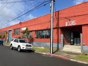 1036 Ashby Ave, Berkeley, CA à louer Photo intérieure– Image 2 sur 13