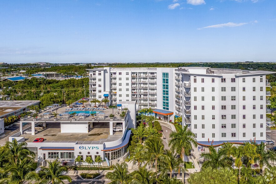 2500 SW 22nd Ter, Fort Lauderdale, FL à louer - Photo de l’immeuble – Image 2 sur 26