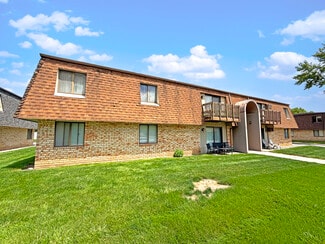 Plus de détails pour 535 Coyne St, Bourbonnais, IL - Logement à vendre