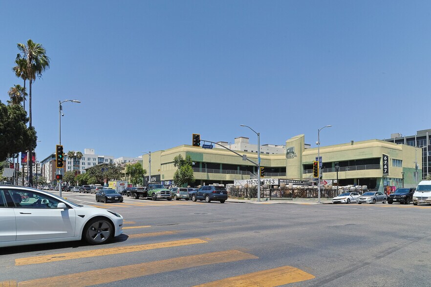6767 W Sunset Blvd, Los Angeles, CA à vendre - Photo principale – Image 1 sur 6