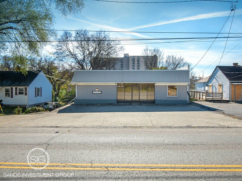 130 Emmitt Ave, Madison, TN à louer - Photo de l’immeuble – Image 2 sur 4