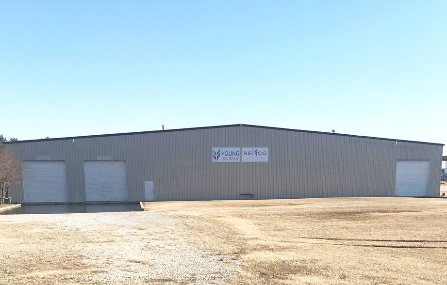 500 E 19th St, Cushing, OK à louer - Photo de l’immeuble – Image 1 sur 6