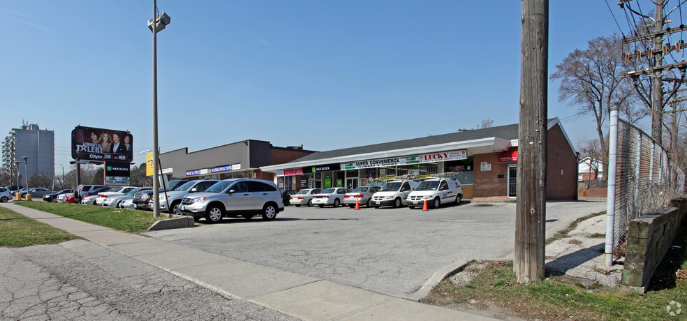 3750-3770 Lawrence Ave E, Toronto, ON à louer - Photo de l’immeuble – Image 2 sur 5