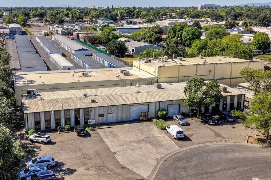 Harter & Commerce Industrial portefeuille de 4 biens à vendre sur LoopNet.fr - Photo de l’immeuble – Image 3 sur 19