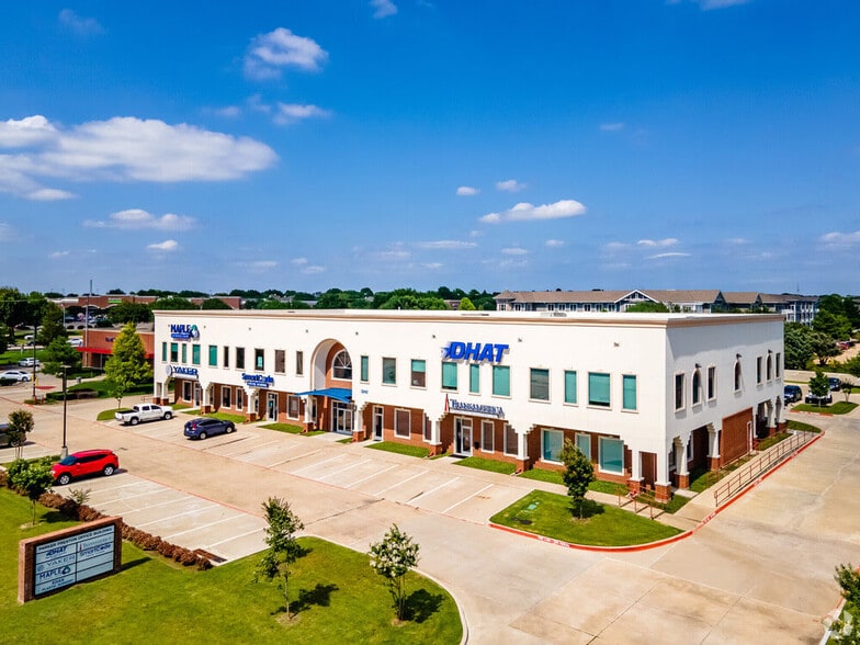 3242 Preston Rd, Plano, TX à vendre - Photo principale – Image 1 sur 51