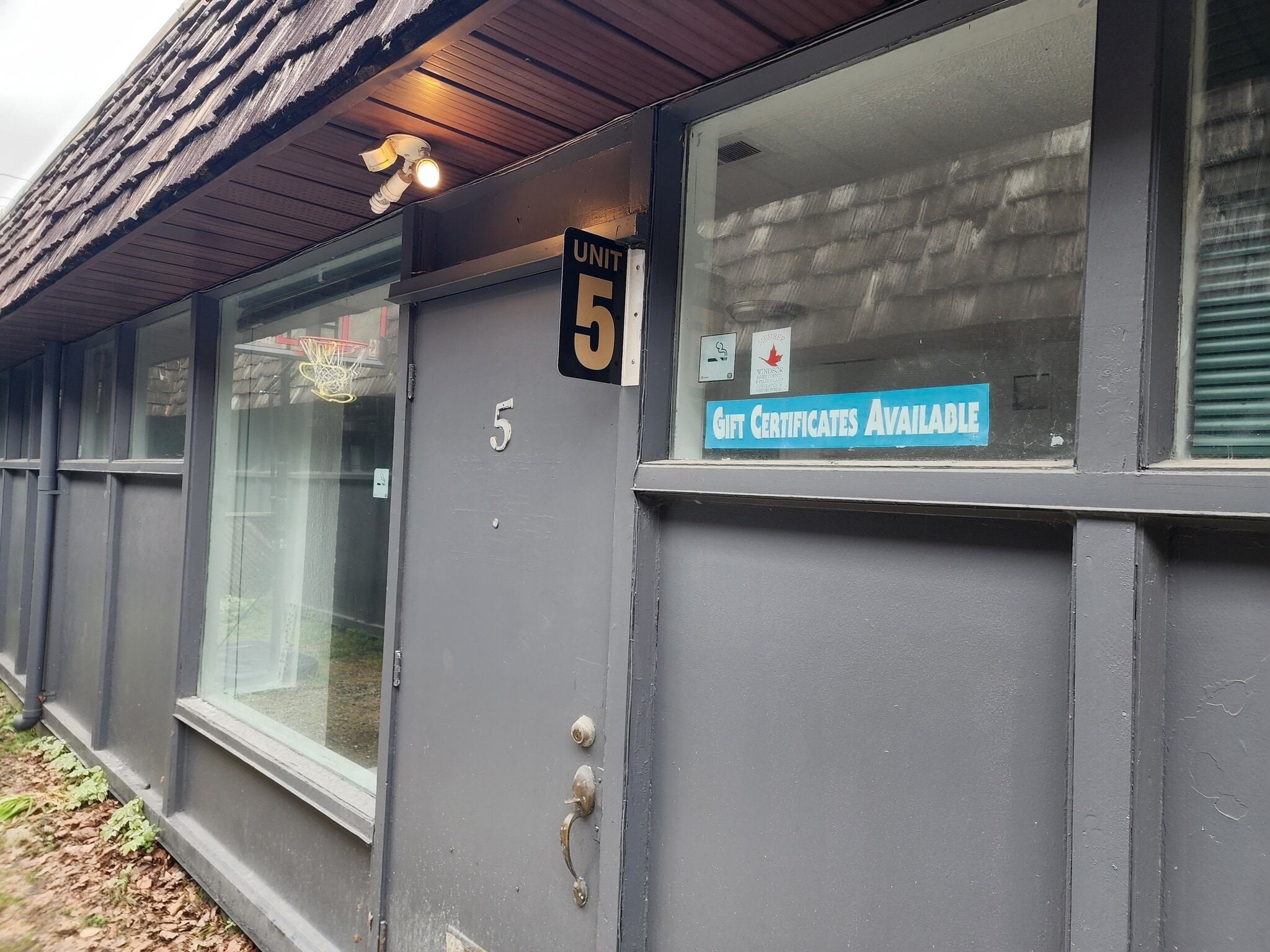 1310 Ouellette, Windsor, ON à louer Photo principale– Image 1 sur 7