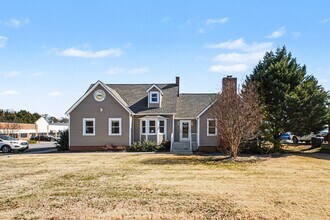 2603 Lafayette Blvd, Fredericksburg, VA à louer Photo intérieure– Image 2 sur 35