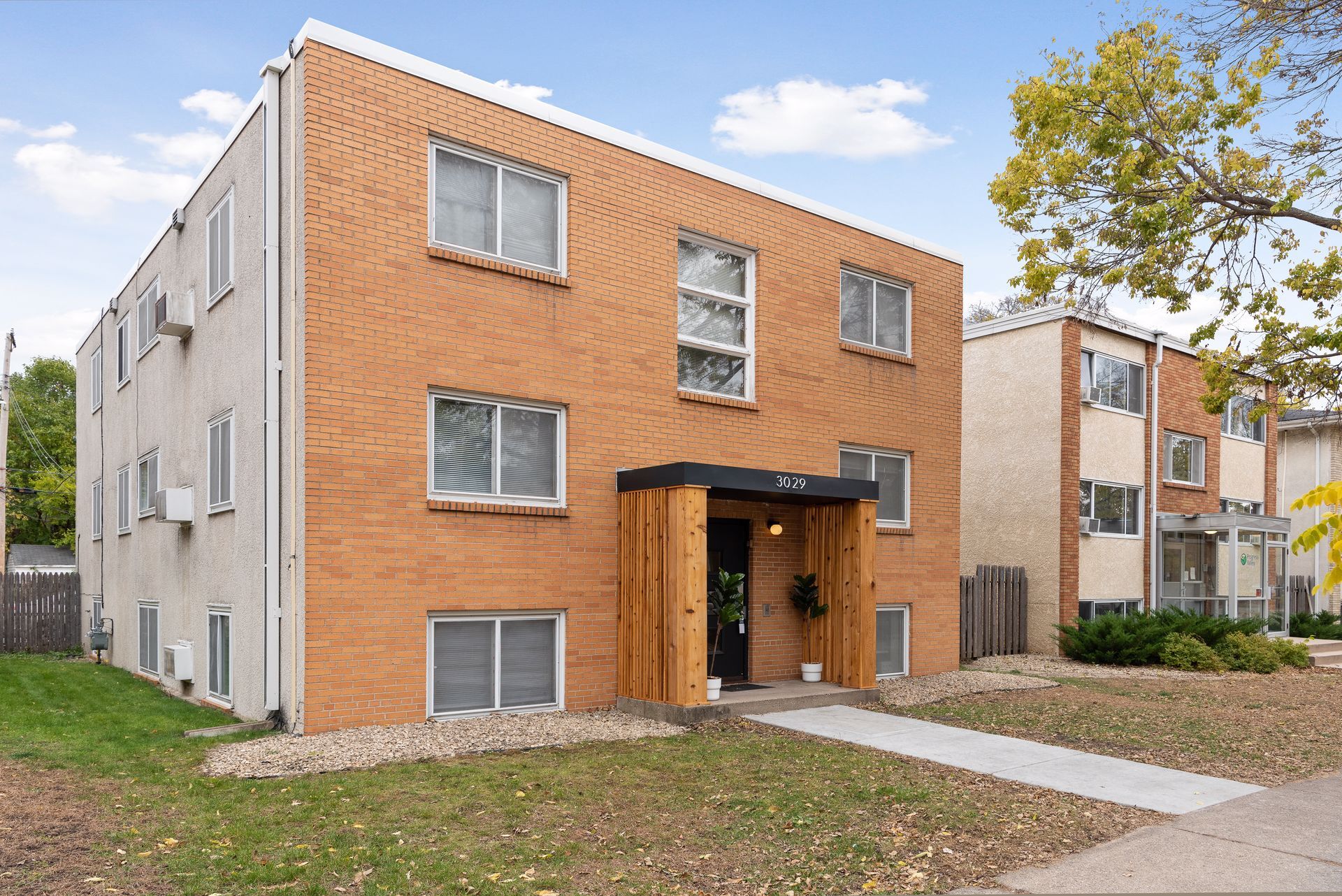 3029 Garfield Ave S, Minneapolis, MN à vendre Photo de l’immeuble– Image 1 sur 17