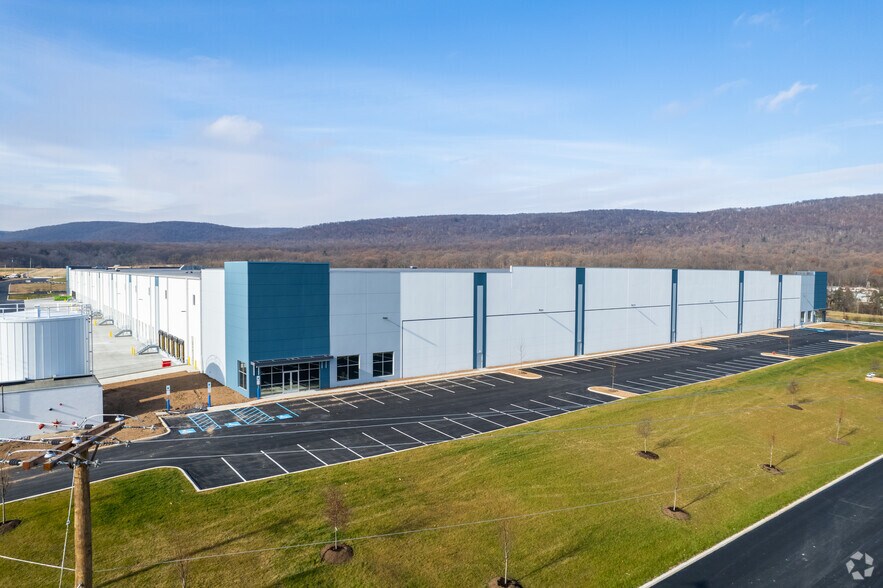3501 Mountain Rd, Hamburg, PA à louer - Photo de l’immeuble – Image 3 sur 8