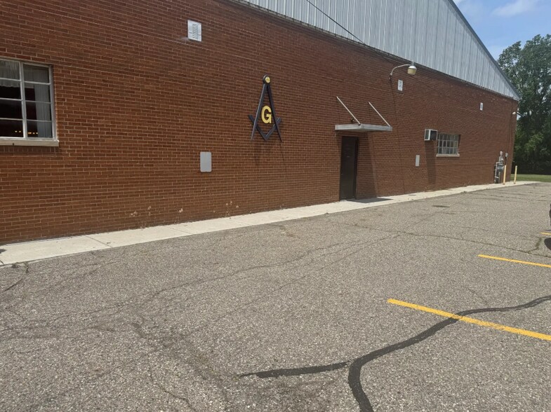810 North St, Mount Morris, MI à vendre - Photo de l’immeuble – Image 2 sur 11