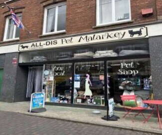 Plus de détails pour 39 High St, Newport Pagnell - Local commercial à louer