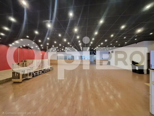 Plus de détails pour Local commercial à louer